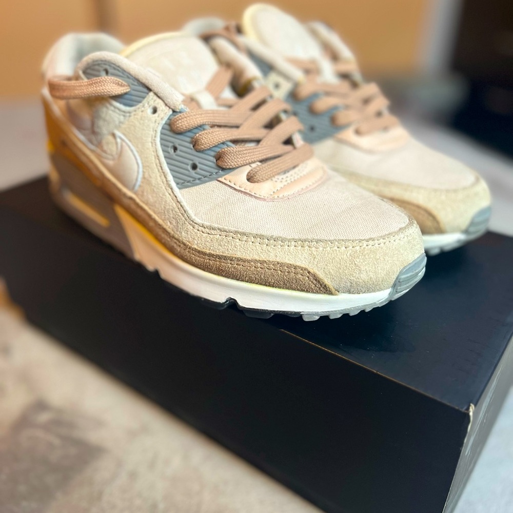 AIR Max 90 Premium Hemp Sand drift size 8